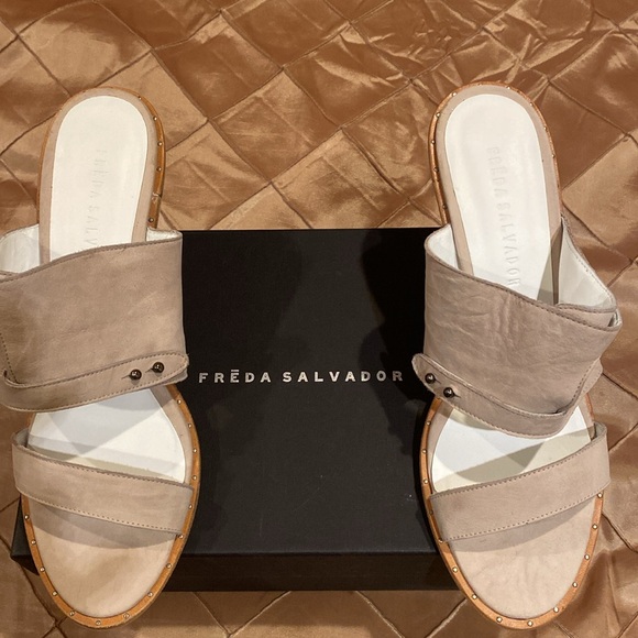 Freda Salvador beautiful slip on heels in suede nude color, brand new, size 10 - Picture 12 of 16
